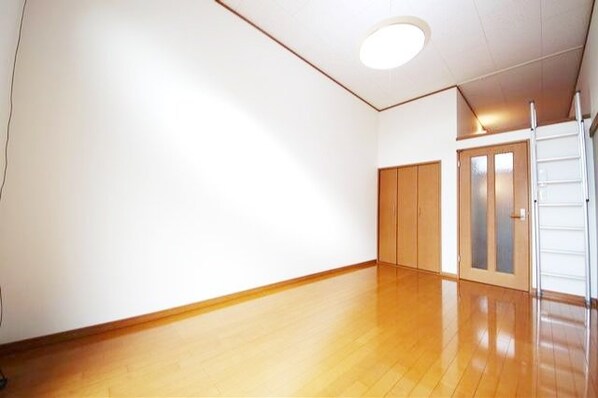 メインシティガーデン アイリスファームの物件内観写真